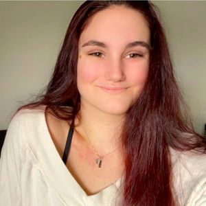 Meet your Posher, Aimee